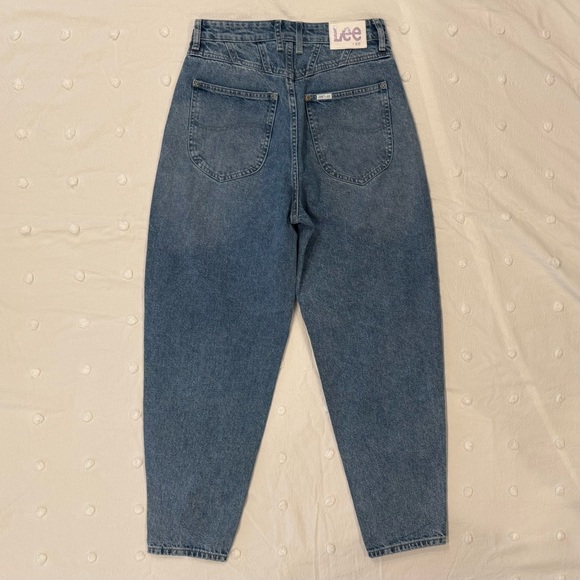 High Rise Blue Jeans - Picture 7 of 8